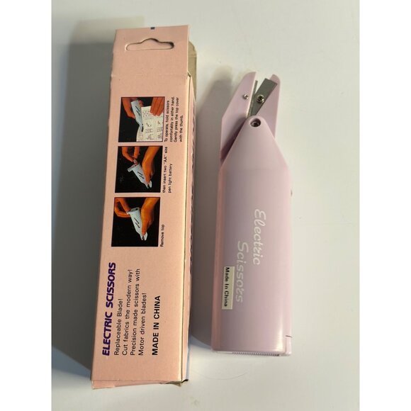 VTG Lavender Electric Scissors Cordless Fabric Cutter 60s/70s w/ Case Crafters - Picture 5 of 5